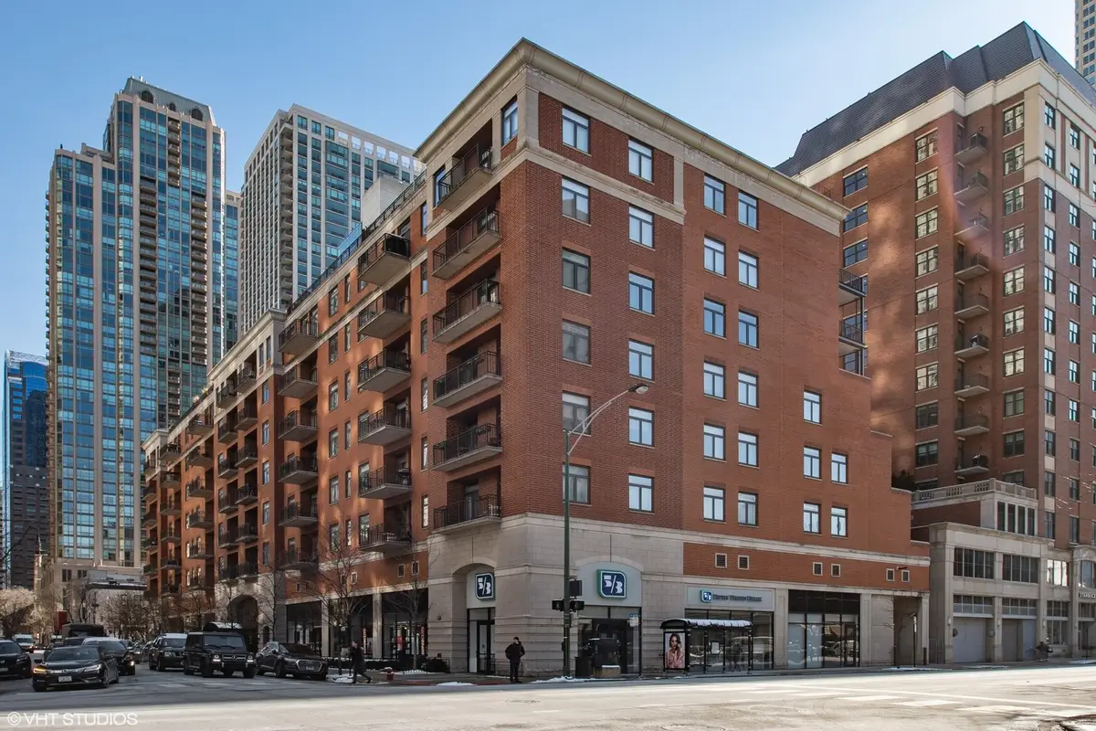 33 W Huron Street #311, Chicago, IL 60654 - #1