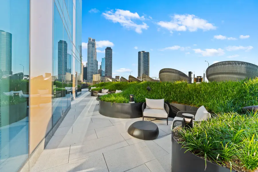 211 N Harbor Drive #2102, Chicago, IL 60601 - #3