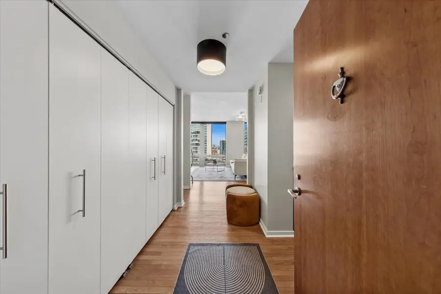 600 N Kingsbury Street #1809, Chicago, IL 60654 - #2