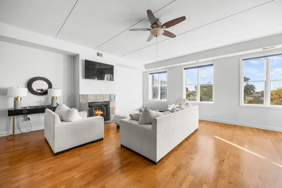 2622 W Diversey Avenue #201, Chicago, IL 60647 - #2