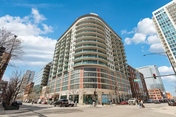 340 W Superior Street #1102, Chicago, IL 60654