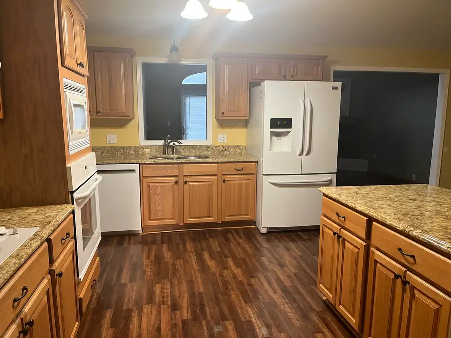 4 Acorn Drive, Harrisburg, IL 62946 - #3