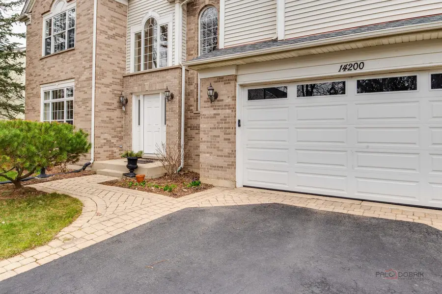 14200 Oakwood Court, Libertyville, IL 60048 - #2