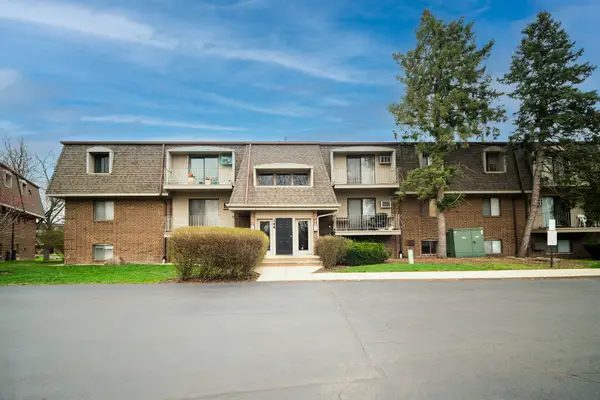 144 E Bailey Road #G, Naperville, IL 60565