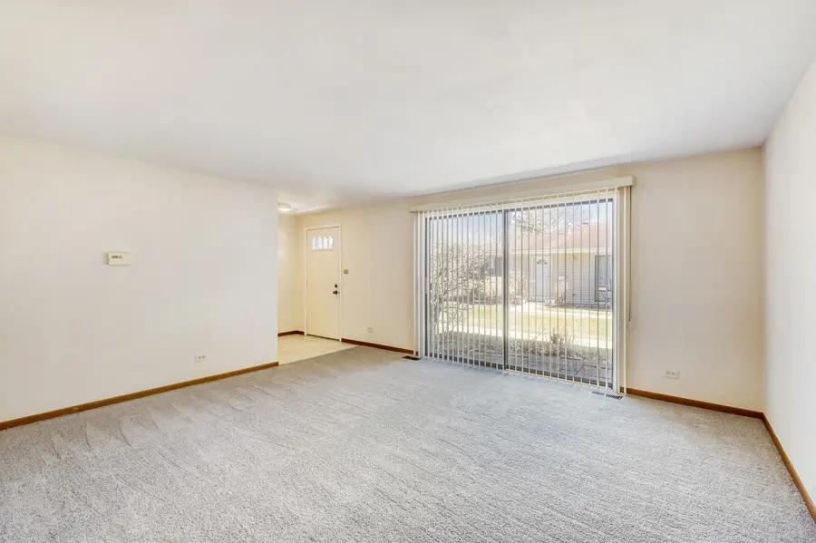 1318 Yarmouth Court, Schaumburg, IL 60193 - #2