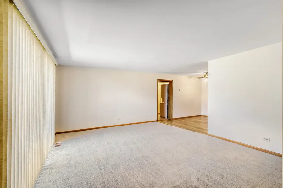 1318 Yarmouth Court, Schaumburg, IL 60193 - #3