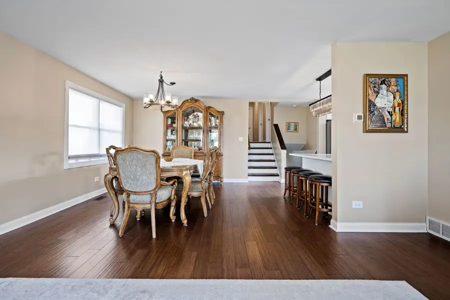 8821 Congress Park Avenue, Brookfield, IL 60513 - #2