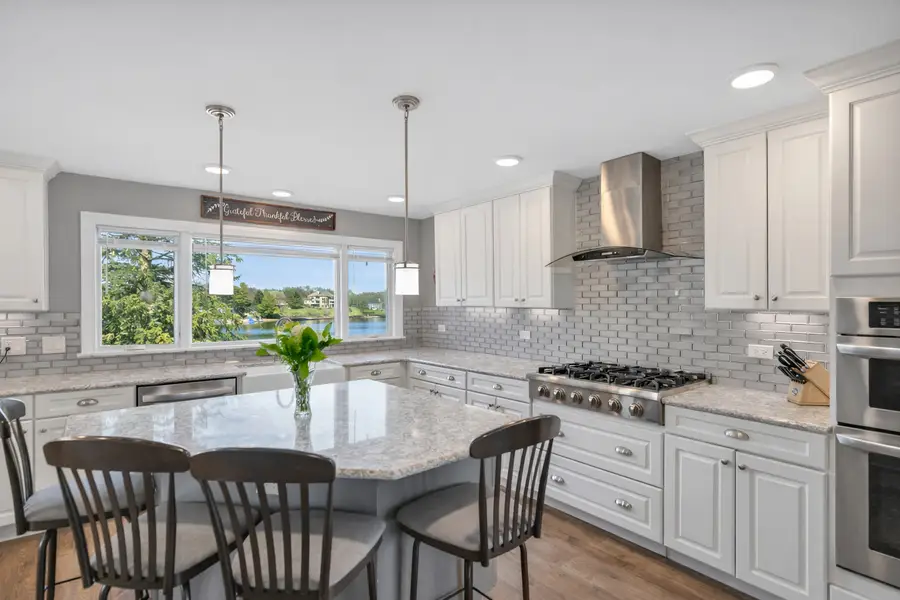 512 Bay Road, McHenry, IL 60051 - #2