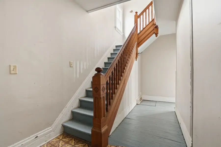 903 44th Street, Rock Island, IL 61201 - #3