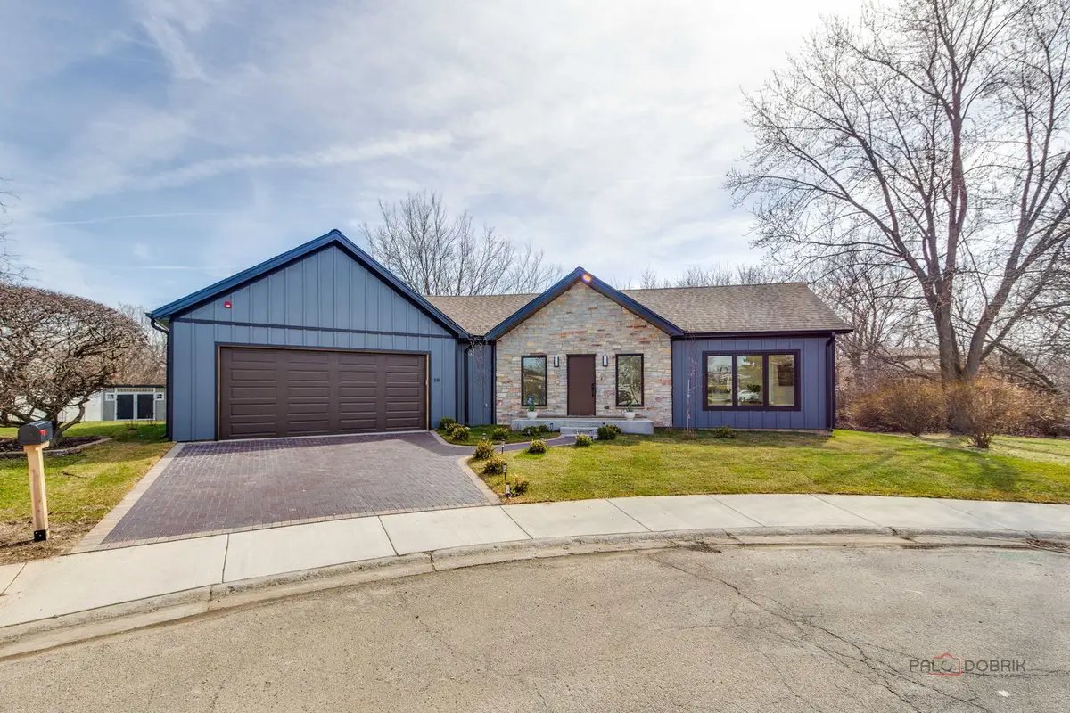 19 Marina Drive, Des Plaines, IL 60016 - #1