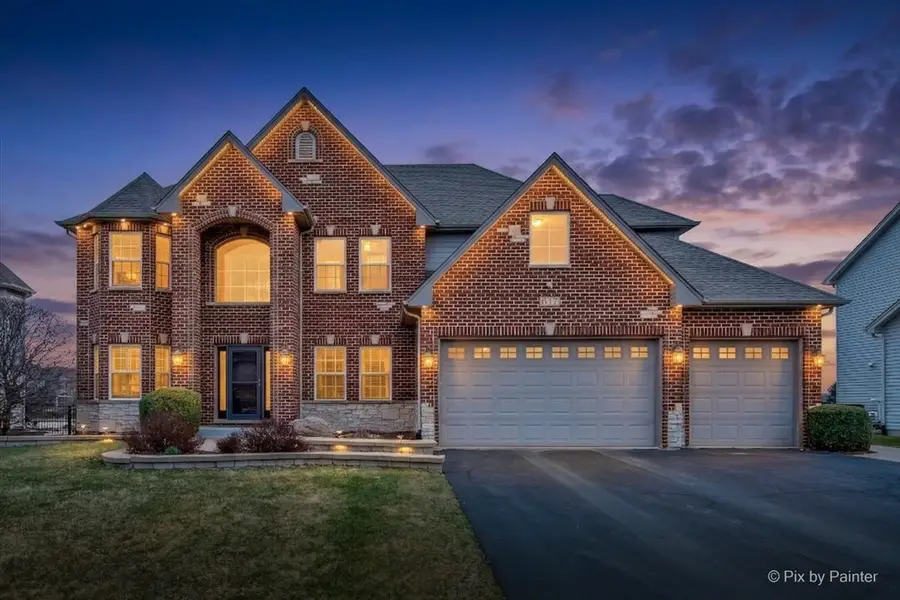 647 Bennett Drive, North Aurora, IL 60542 - #3