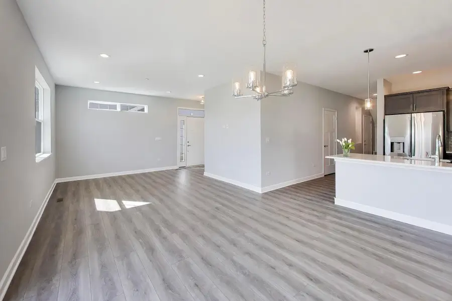 377 Masters Drive, Addison, IL 60101 - #3