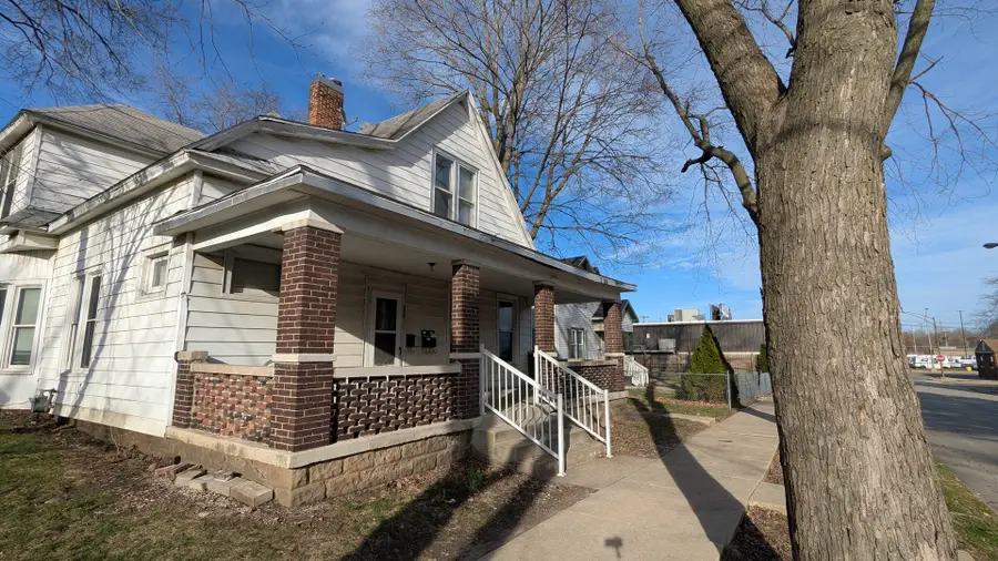 108 W Vine Street, Champaign, IL 61820 - #2