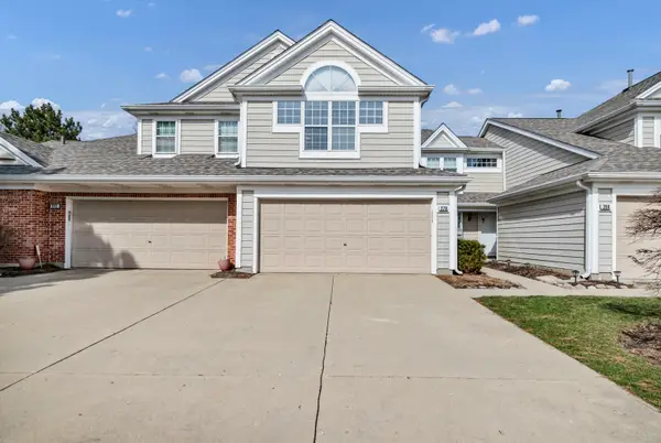 270 Woodstone Circle, Buffalo Grove, IL 60089