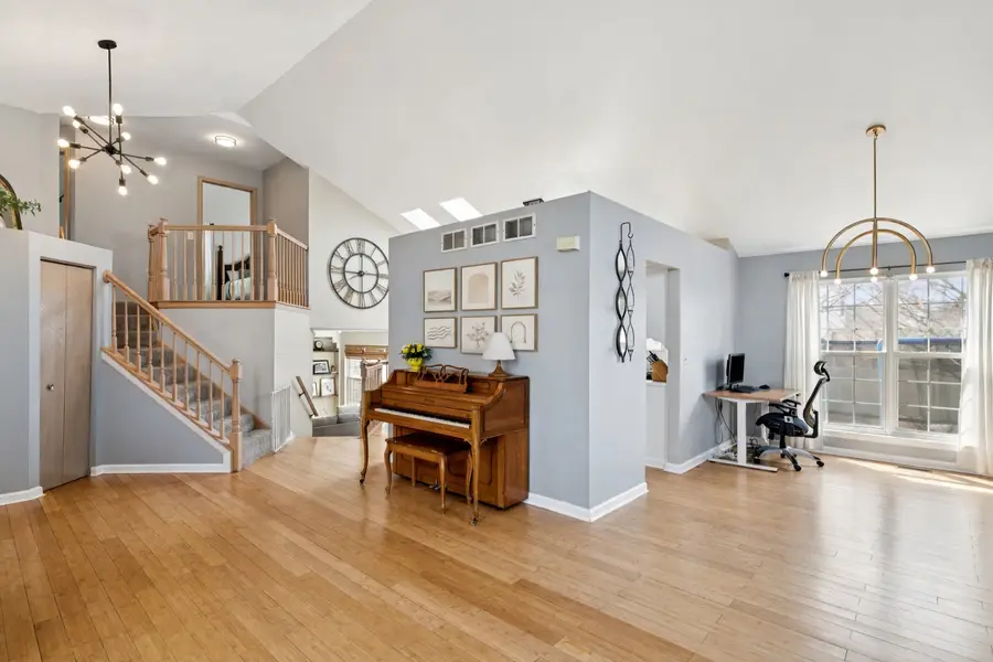 204 Buckingham Drive, Grayslake, IL 60030 - #2