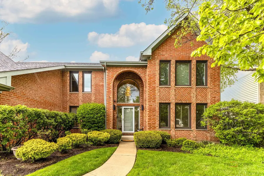 805 Summer Court, Buffalo Grove, IL 60089 - #2