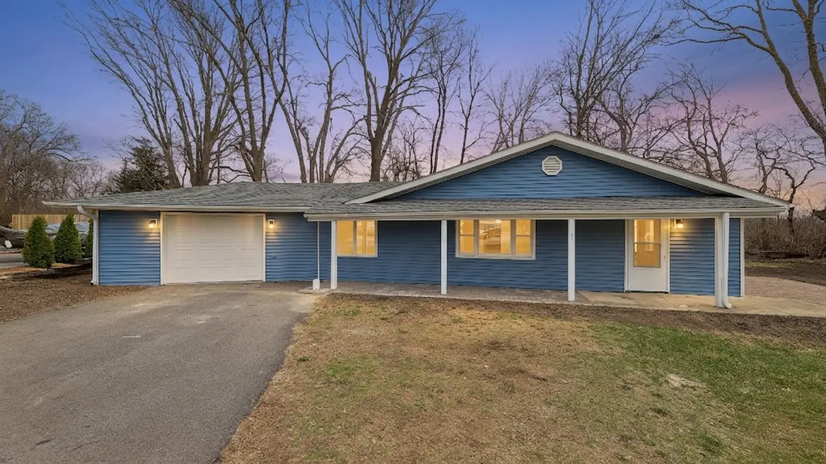 1624 Chicago Street, Dixon, IL 61021 - #1