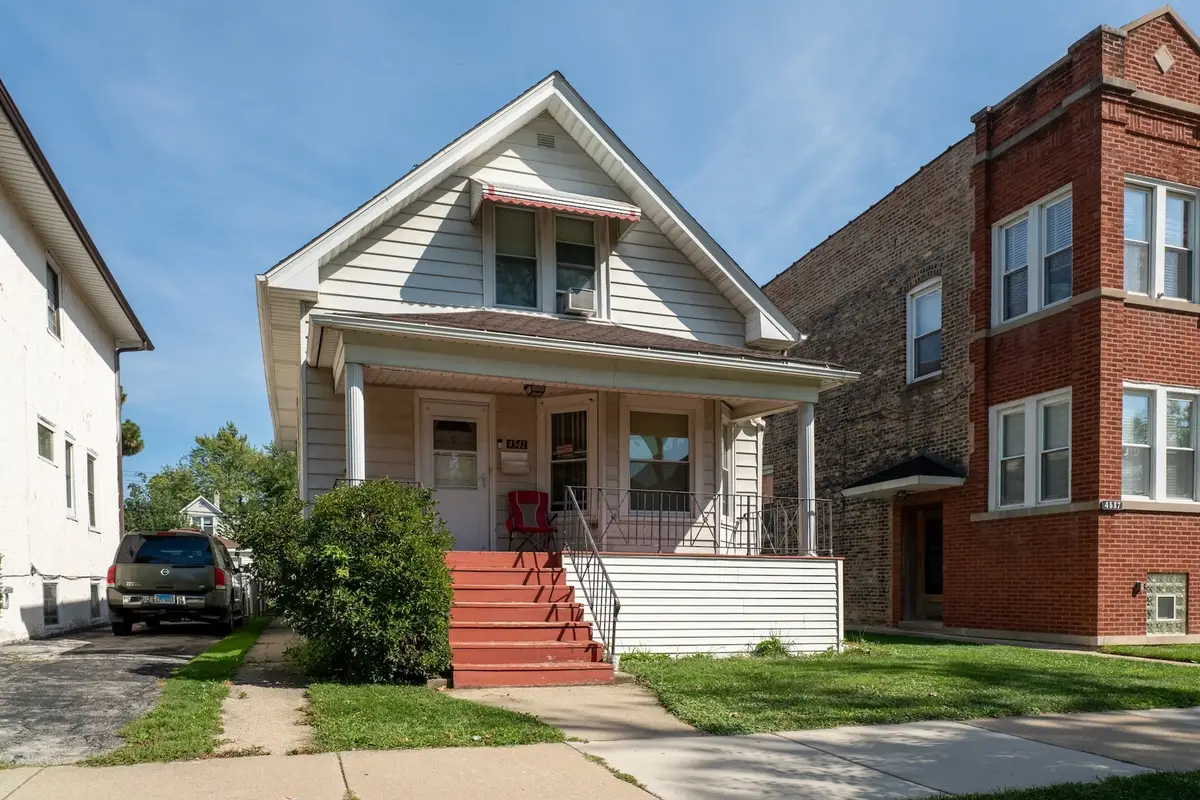 4541 N Harding Avenue, Chicago, IL 60625 - #1