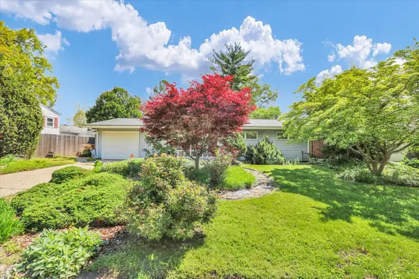 1302 Briarwood Drive, Champaign, IL 61821