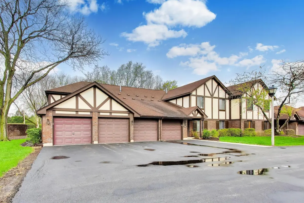 1048 Harbour Court #2B, Wheeling, IL 60090 - #1