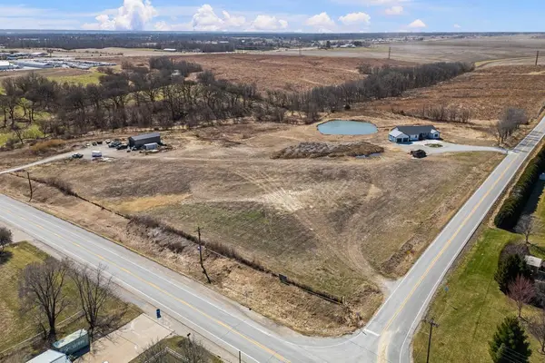 0 145 Street, Davenport, IA 52804