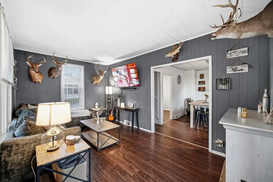 317 W 2nd Street, Momence, IL 60954 - #3