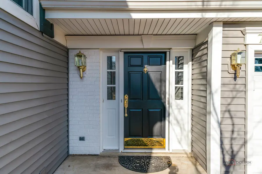 765 Old Mill Grove Road, Lake Zurich, IL 60047 - #2