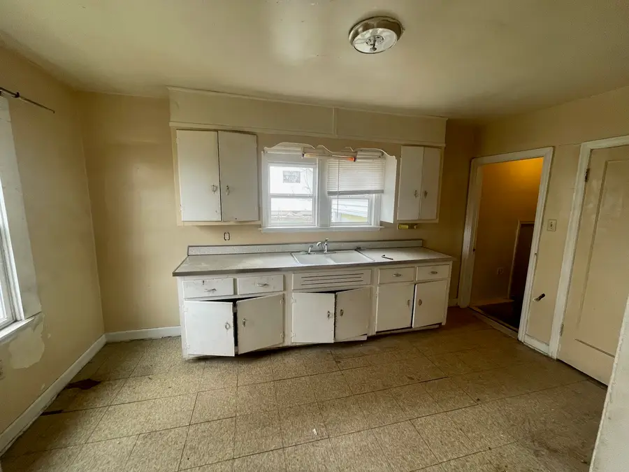 439 Country Club Drive, Kankakee, IL 60901 - #3