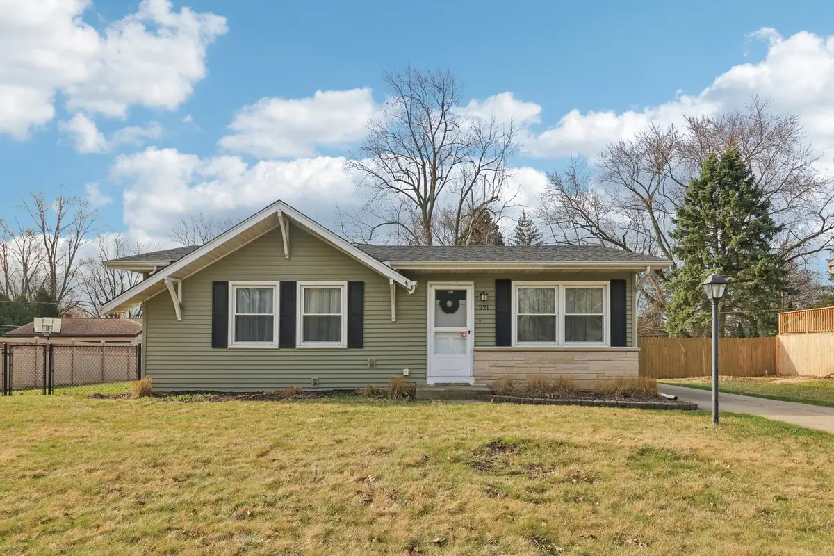 30W221 Claymore Lane, Naperville, IL 60563 - #1