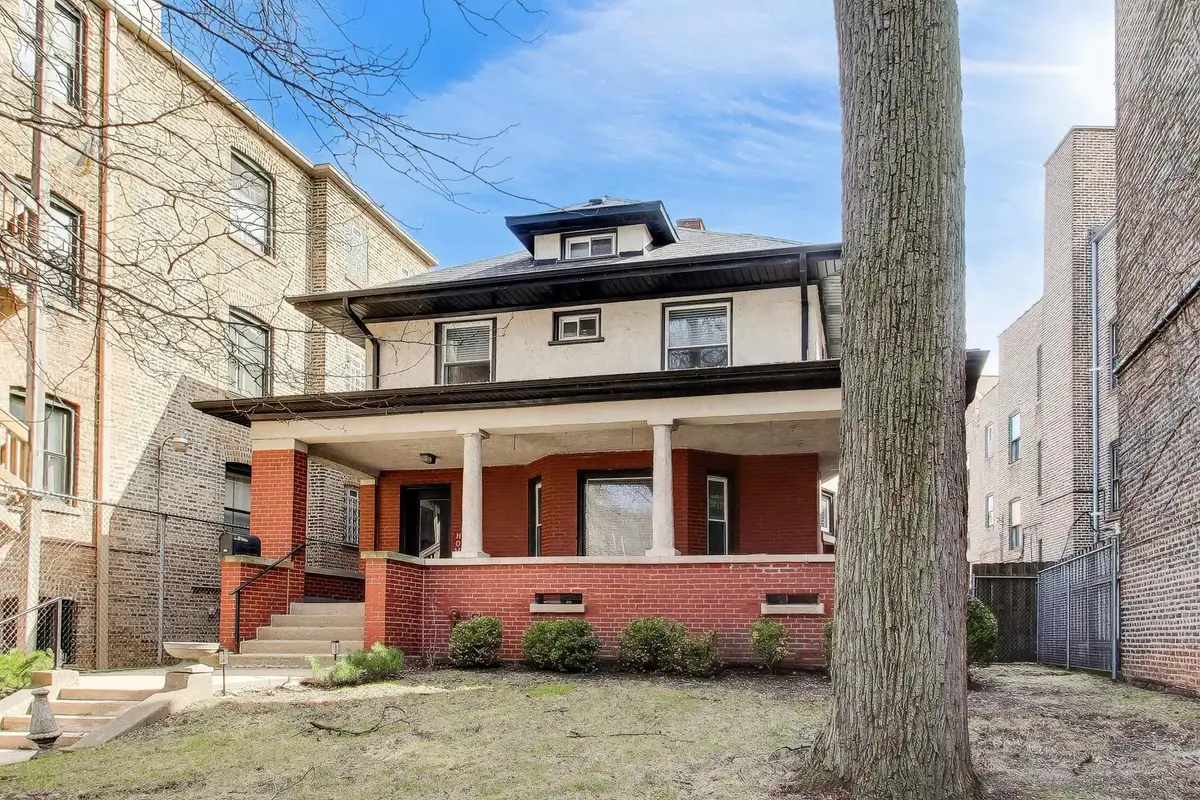 7015 N Sheridan Road, Chicago, IL 60626 - #1