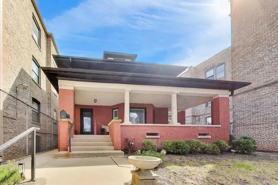 7015 N Sheridan Road, Chicago, IL 60626 - #2