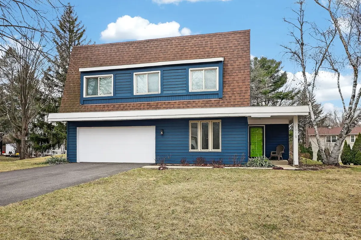 1919 Coach Drive, Naperville, IL 60565 - #1