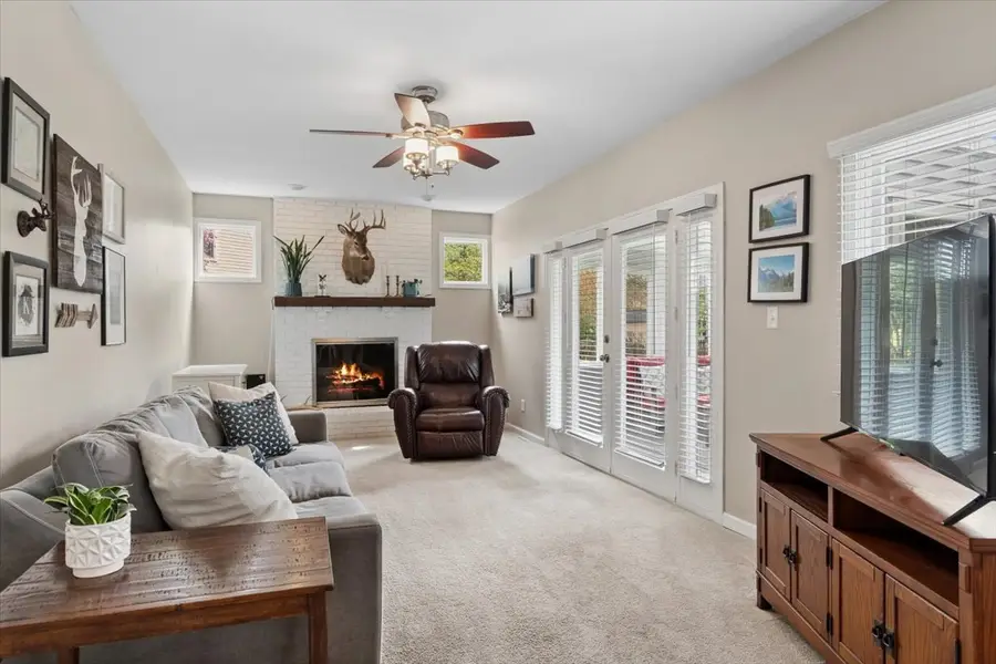 535 Apache Drive, Batavia, IL 60510 - #2