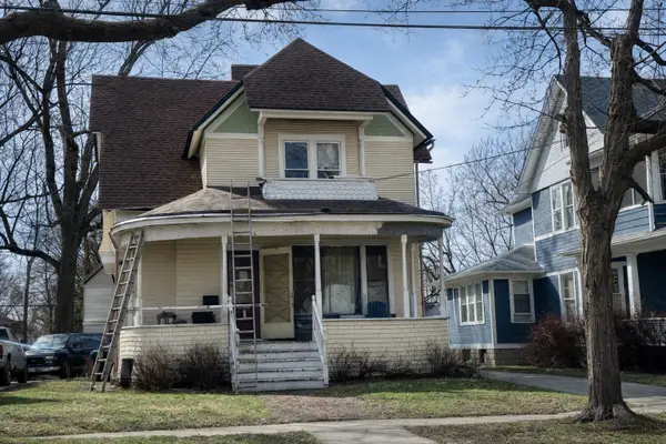 Address Withheld By Seller, Aurora, IL 60506