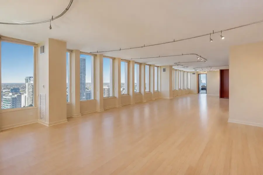 100 E Walton Street #42F, Chicago, IL 60611 - #3