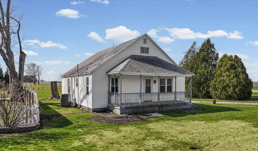 104 E Allen Street, Allerton, IL 61810 - #2