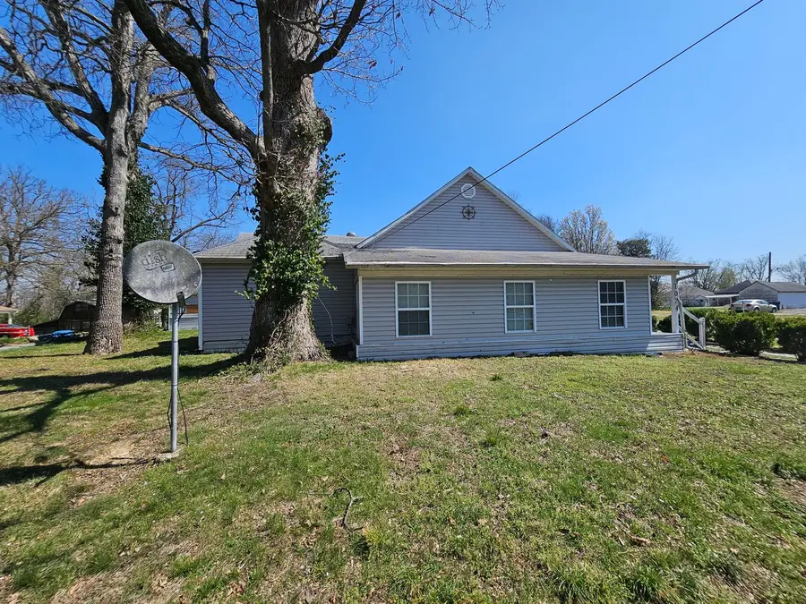 1024 Tolle Road, Mount Vernon, IL 62864 - #2