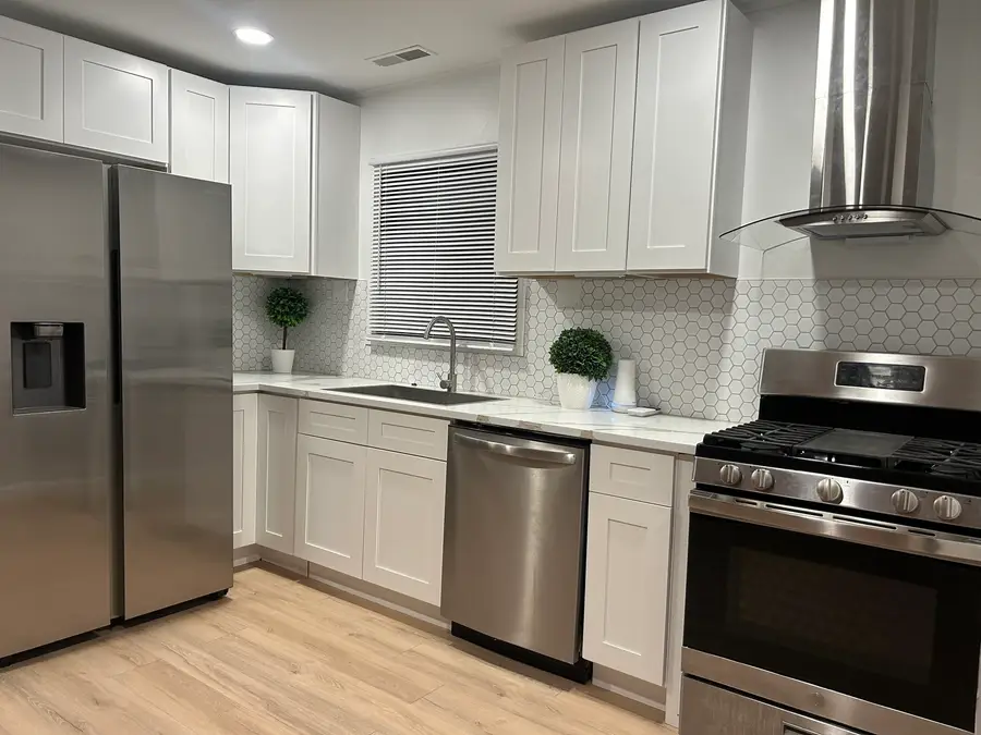 1420 Seminole Drive, Ottawa, IL 61350 - #3