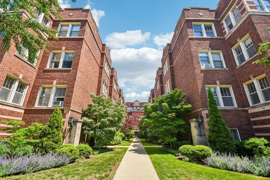 240 S Maple Avenue #2W, Oak Park, IL 60302 - #2