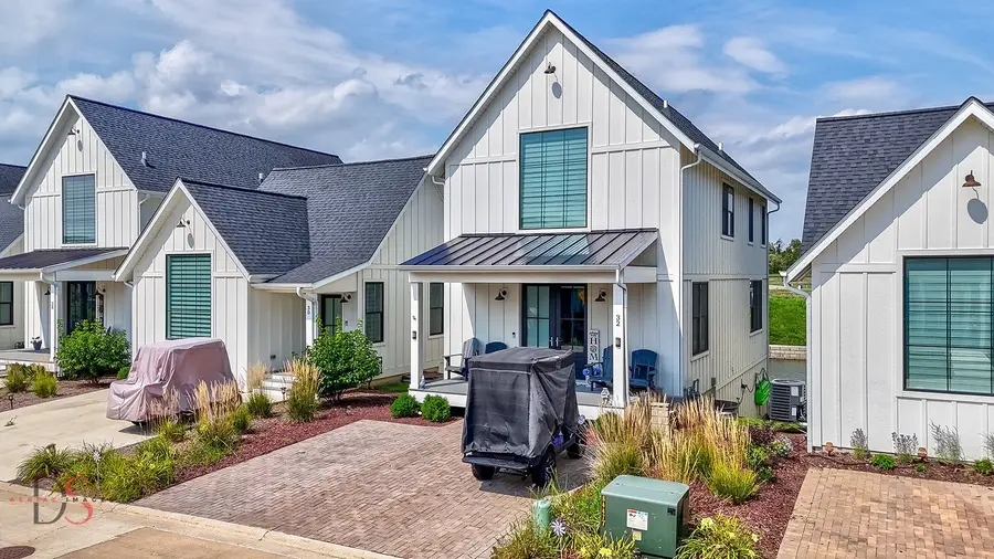 32 Waterside Way, Ottawa, IL 61350 - #2