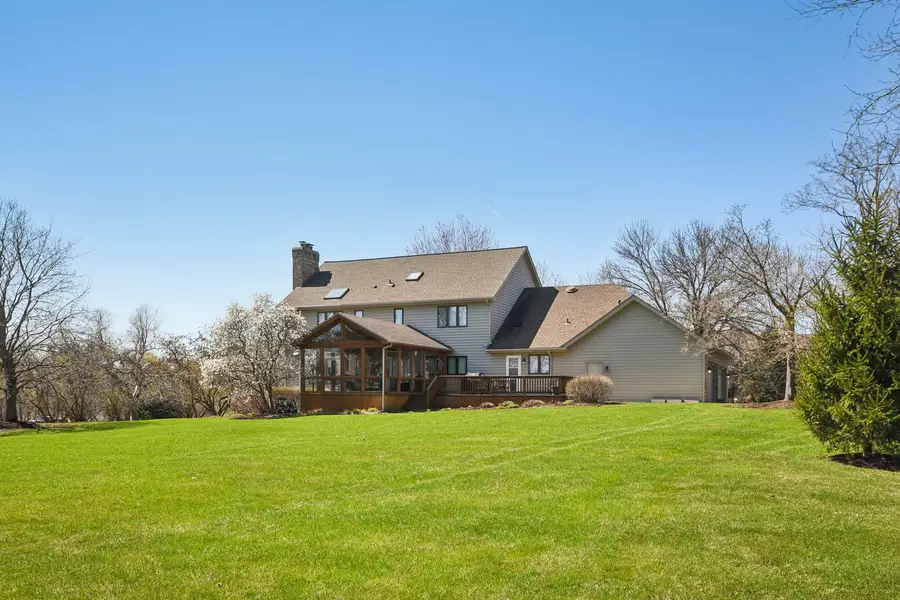 54 Gentry Drive, Hawthorn Woods, IL 60047 - #2