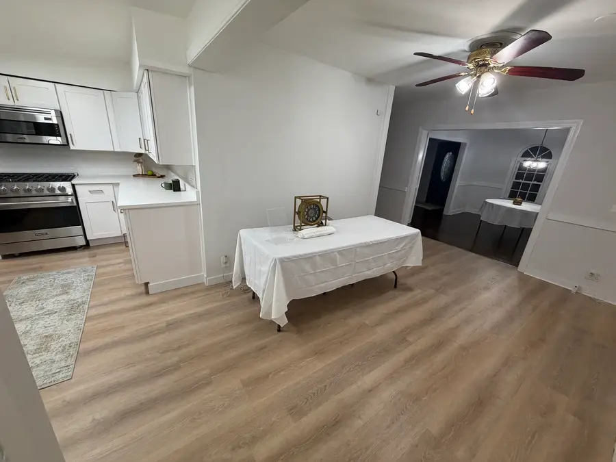 423 S Center Street, Bensenville, IL 60106 - #3