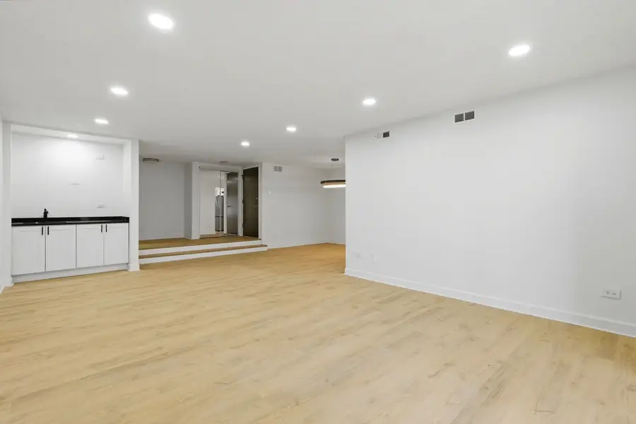 8216 Mulberry Court #8A, Palos Hills, IL 60465 - #3