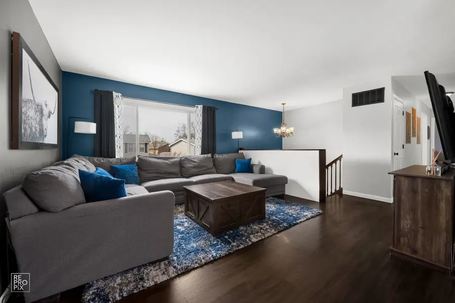 185 Harding Drive, Glendale Heights, IL 60139 - #3