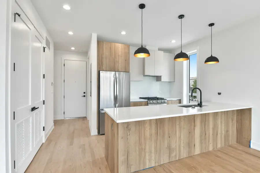 1244 N Kedzie Avenue #3, Chicago, IL 60651 - #2