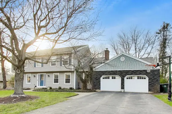 924 Glen Oak Drive, Sleepy Hollow, IL 60118