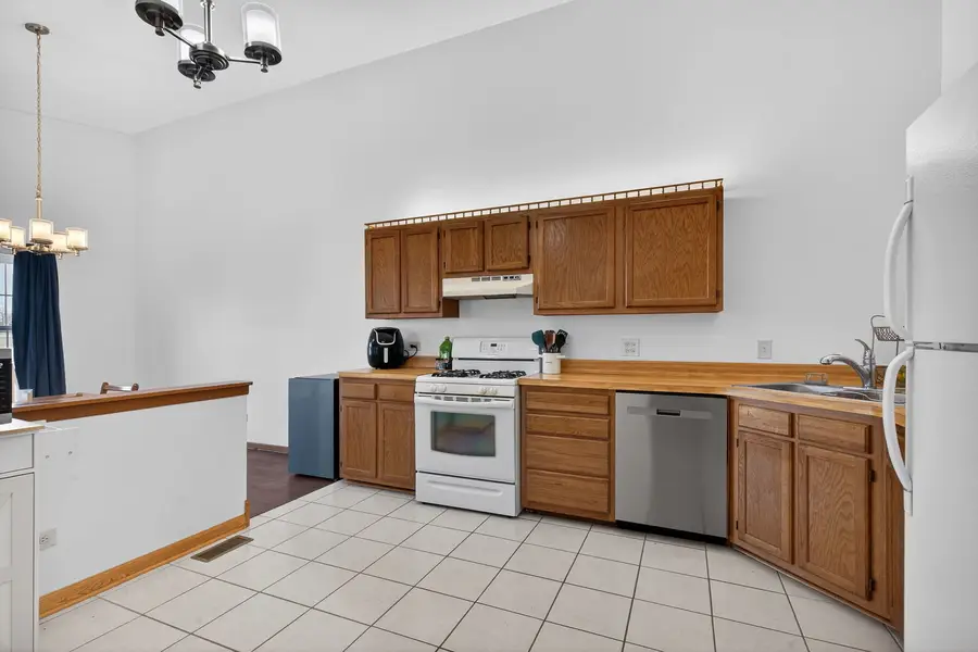 7606 W Saint Francis Road, Frankfort, IL 60423 - #2