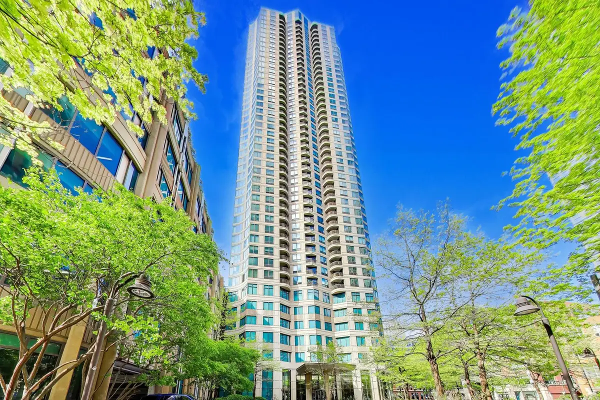 400 N La Salle Drive #1002, Chicago, IL 60654 - #1