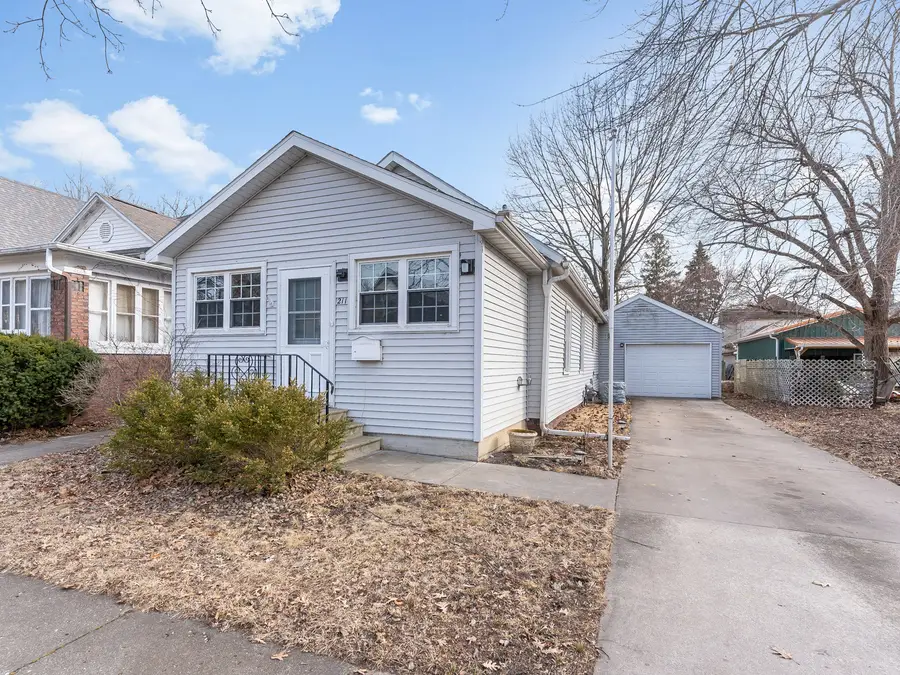 211 Lasalle Street, Streator, IL 61364 - #2