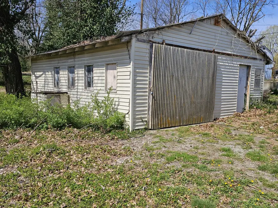 317 S 1st Street, Mount Vernon, IL 62864 - #3